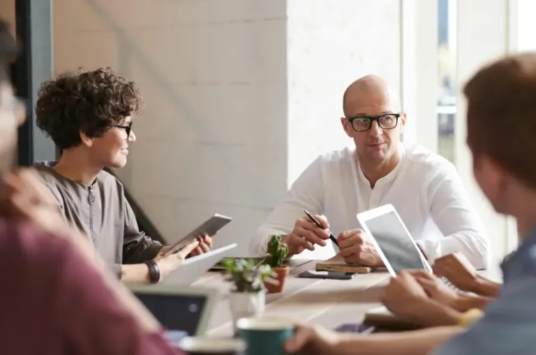 How the B2B Sales Funnel Works